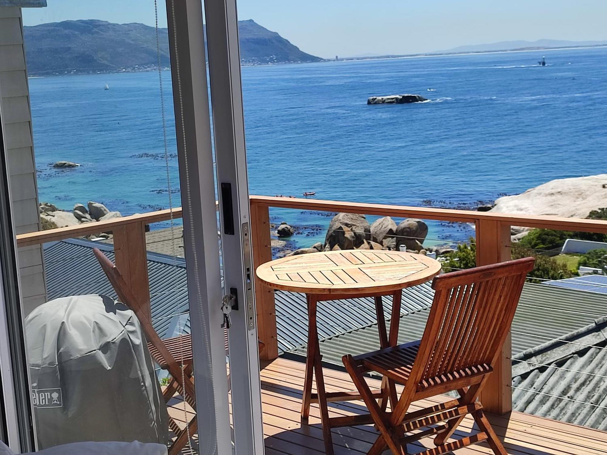 Penguins View Guesthouse Simonʼs Town Exteriér fotografie